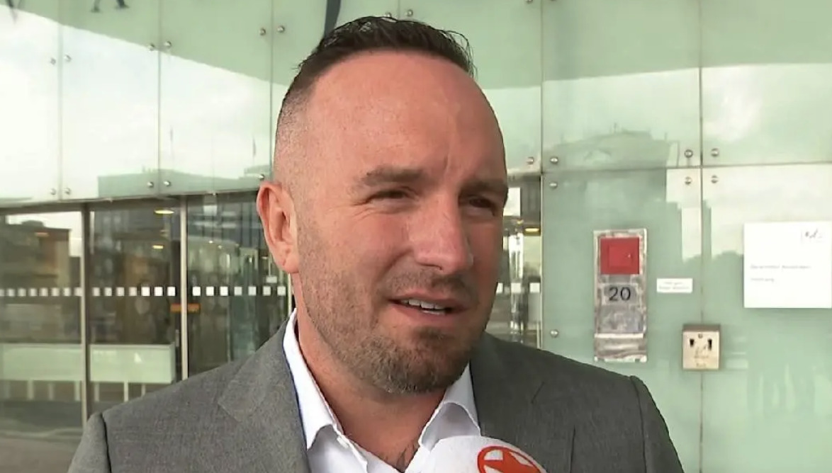 Dean Saunders krijgt flinke kritiek van Story-baas